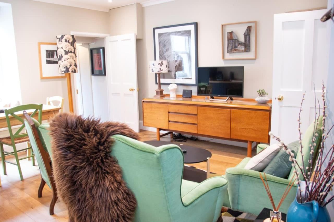 Unique 2 Bed In The Heart Of Bath With Parking Apartment Екстериор снимка