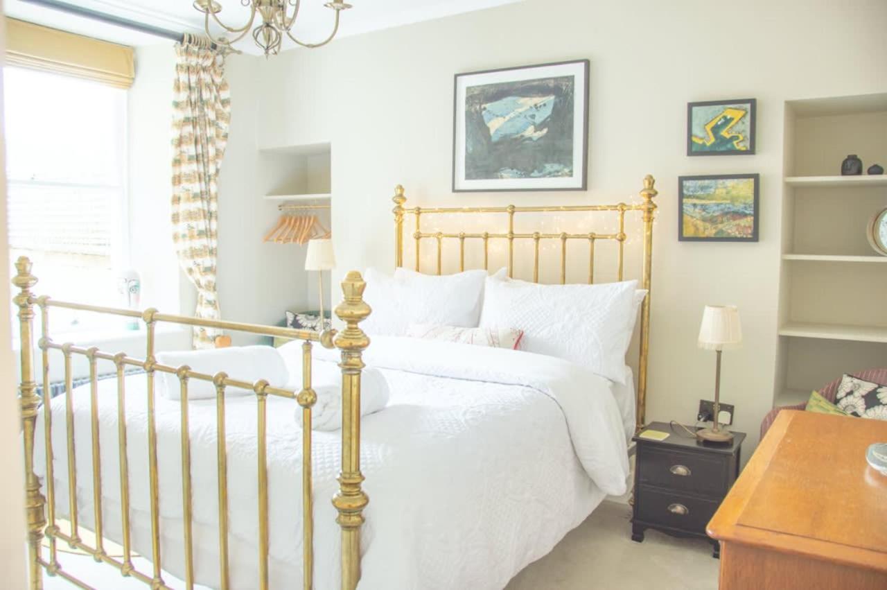 Unique 2 Bed In The Heart Of Bath With Parking Apartment Екстериор снимка