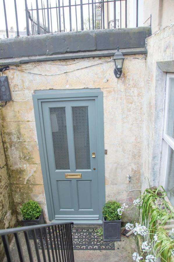 Unique 2 Bed In The Heart Of Bath With Parking Apartment Екстериор снимка