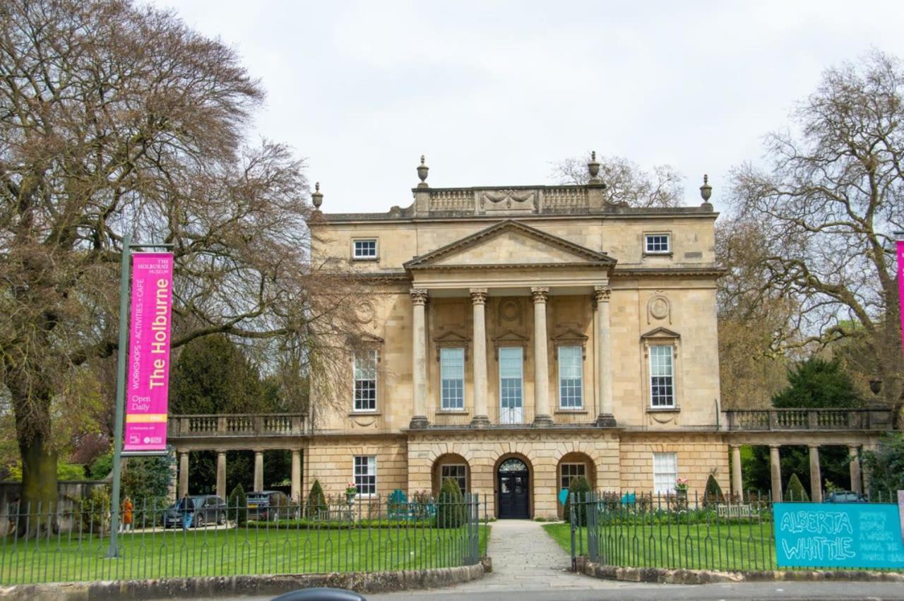 Unique 2 Bed In The Heart Of Bath With Parking Apartment Екстериор снимка
