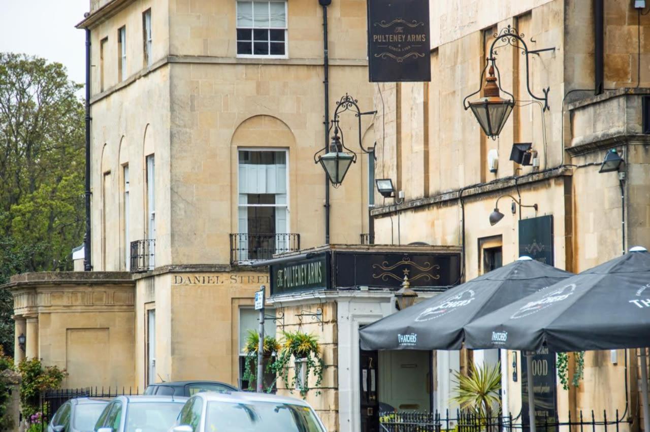 Unique 2 Bed In The Heart Of Bath With Parking Apartment Екстериор снимка